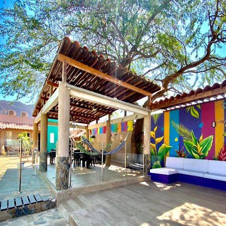 Hostal Aurora, Smith Lodging Таганга Экстерьер фото